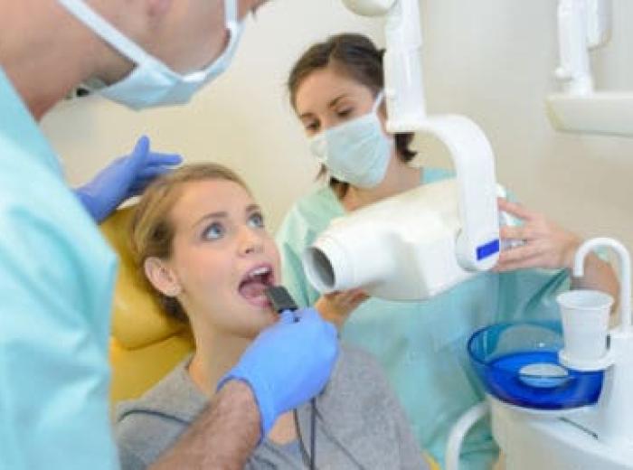 Why Does Your Dentist in Sacramento Take X-Rays? 