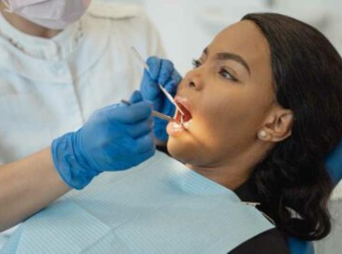 What Are Some Signs of a Cavity? 